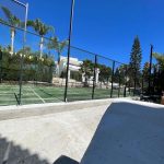 Instalación de pista panorámica de aluminio en Marbella